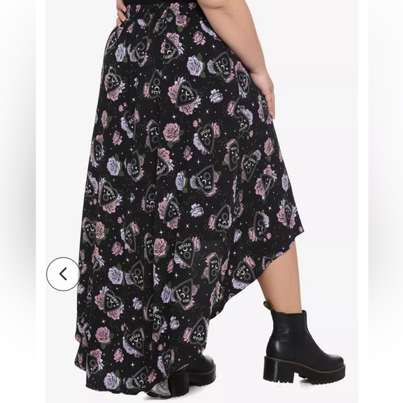 Floral Planchette Button-Front Hi-Low Maxi Skirt Plus Size - Picture 2 of 9